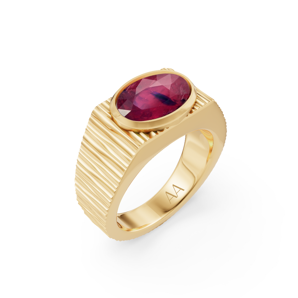 'Getz' Bezel-Set 4.26 Carats Fancy Shape Bicolor Sapphire and 18K Yellow Gold ring
